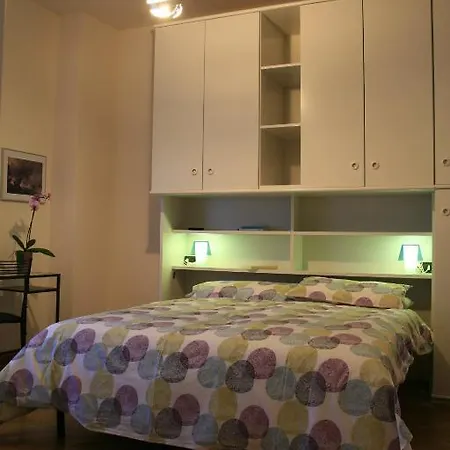 A Casa Bed & Breakfast *