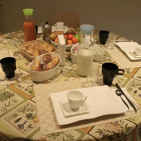 A Casa Bed & Breakfast