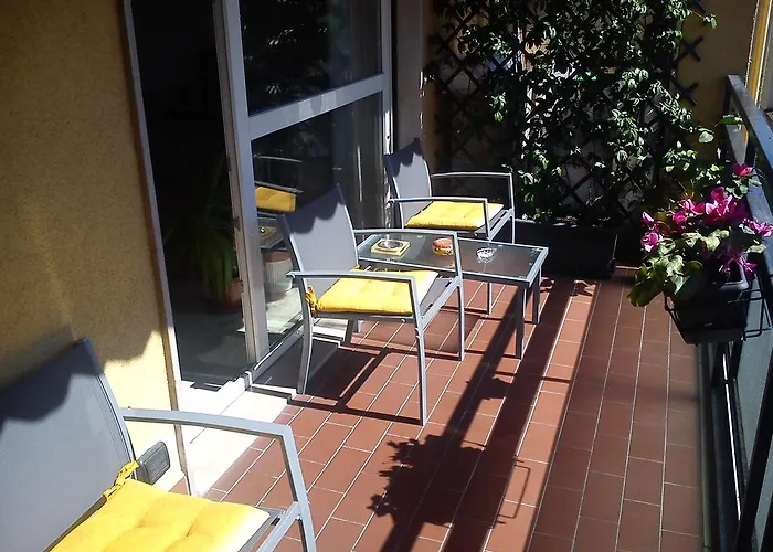 Bed and Breakfast A Casa *